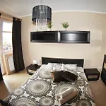 Royal - Jagielly Apartment