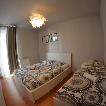Daire Royal - Jagielly Wroclaw